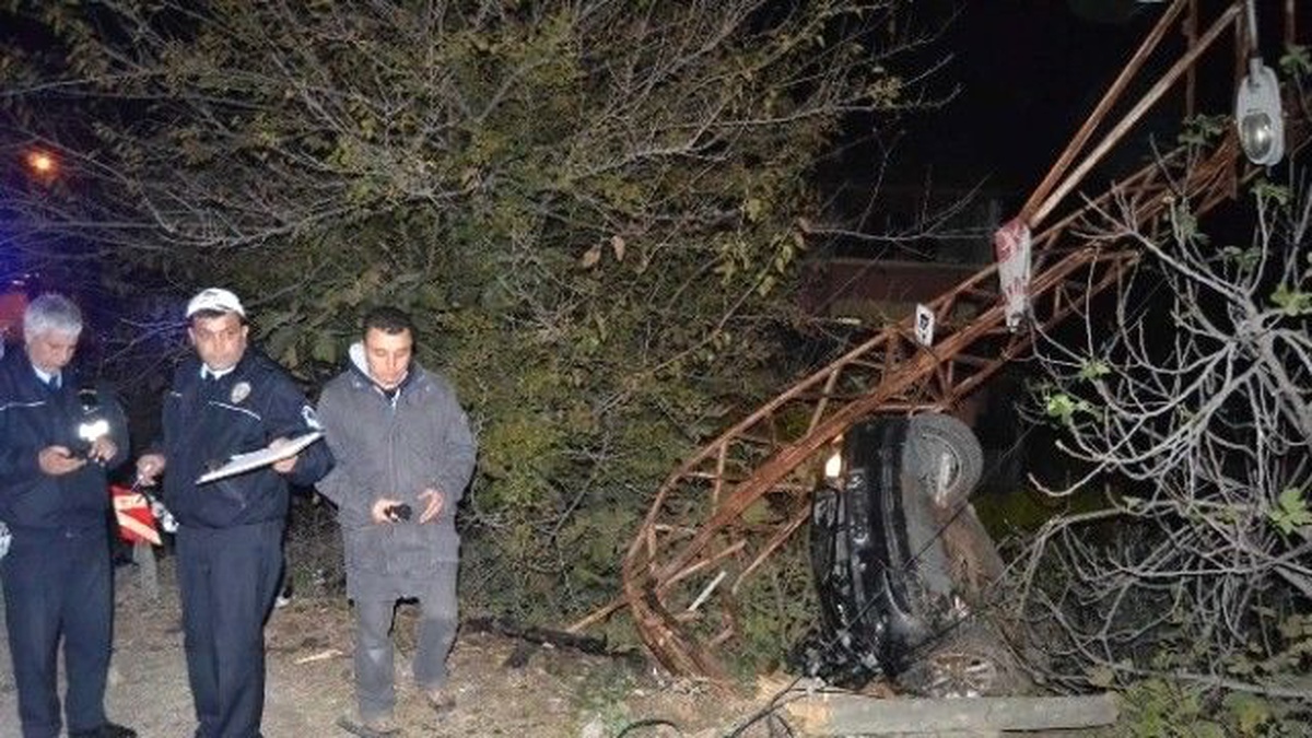 Polis, Yaralı Ararken Uzun Namlulu Silah Buldu