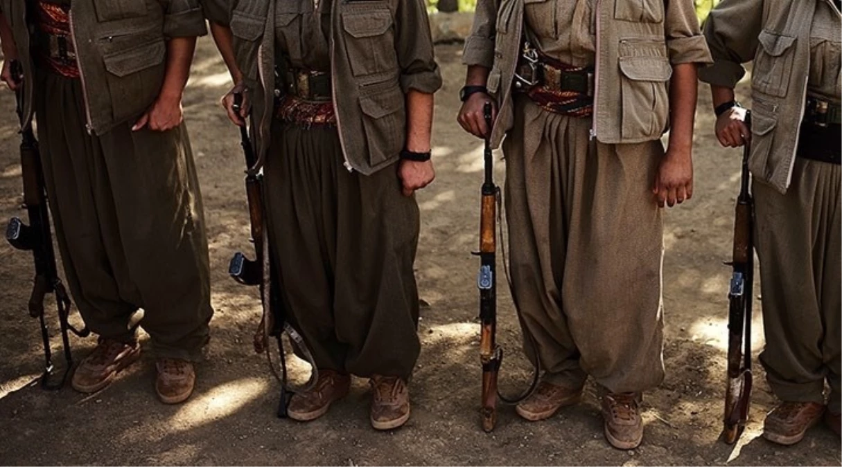 Şırnak\'ta PKK\'lılar Vatandaşların Tüfek ve Cep Telefonlarını Gasp Etti