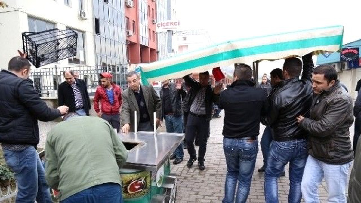 Zabıta Kaldırım İşgaline Göz Açtırmıyor