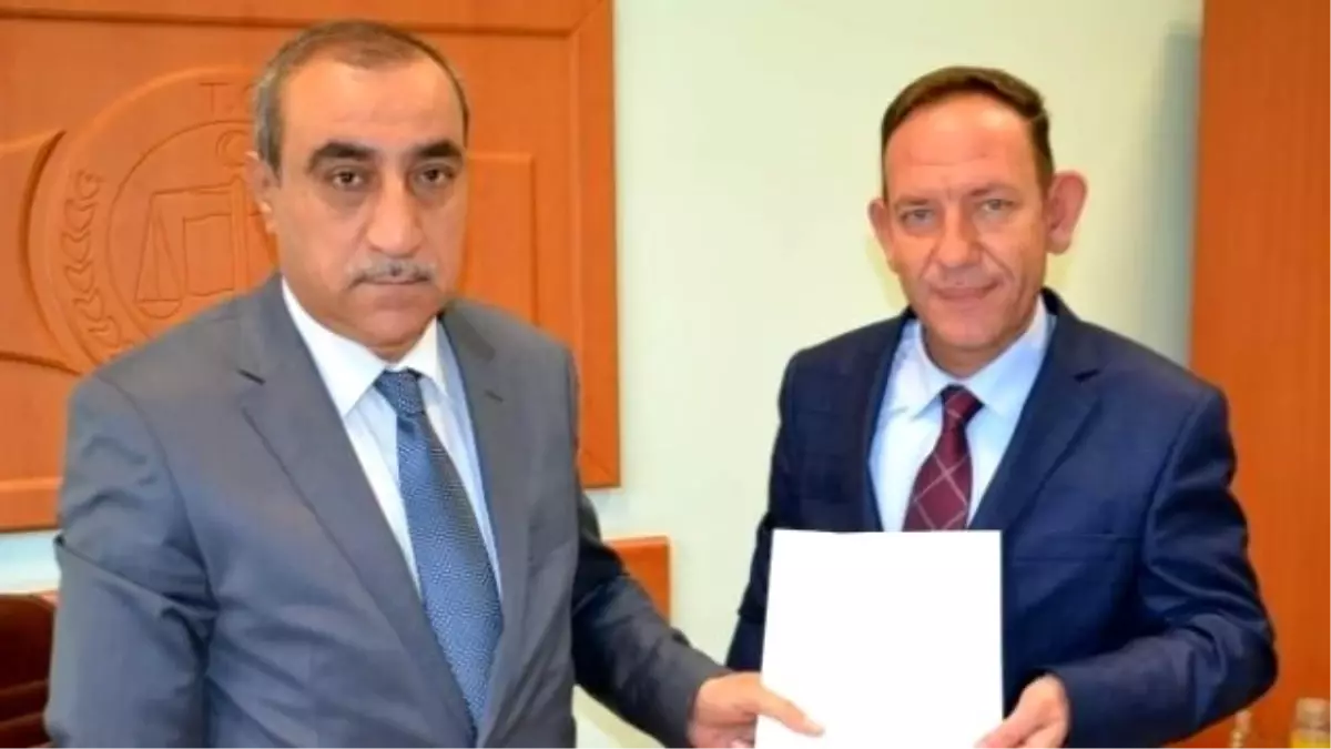 AK Parti Merkez İlçe Başkanı Geyik, Mazbatasını Aldı