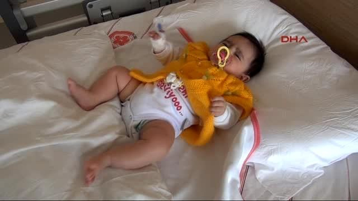 3 Aylık Bebek, Annesinin Saçı Yüzünden Kangren Olacaktı