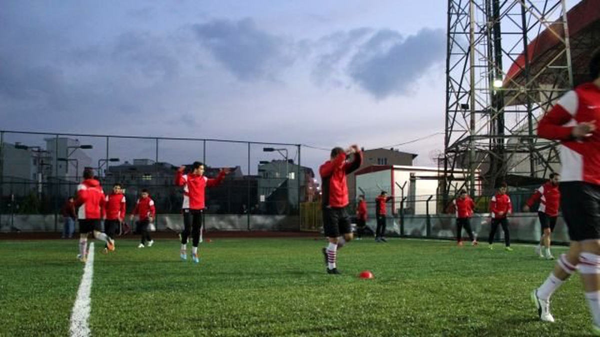 Çanakkalespor Bozcaada Maçı Hazırlıklarını Sürdürüyor