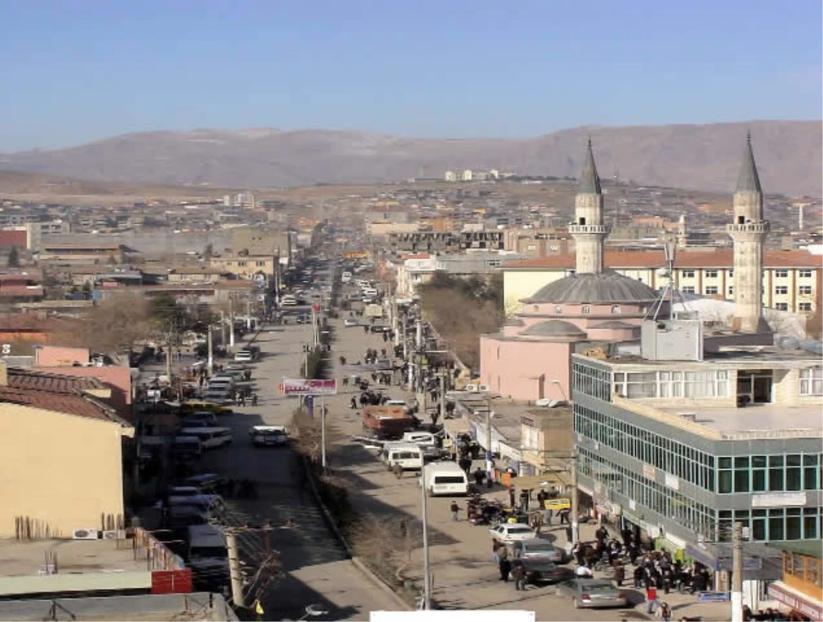 Cizre\'de Cadde ve Sokak İsimleri Kürtçe Oldu
