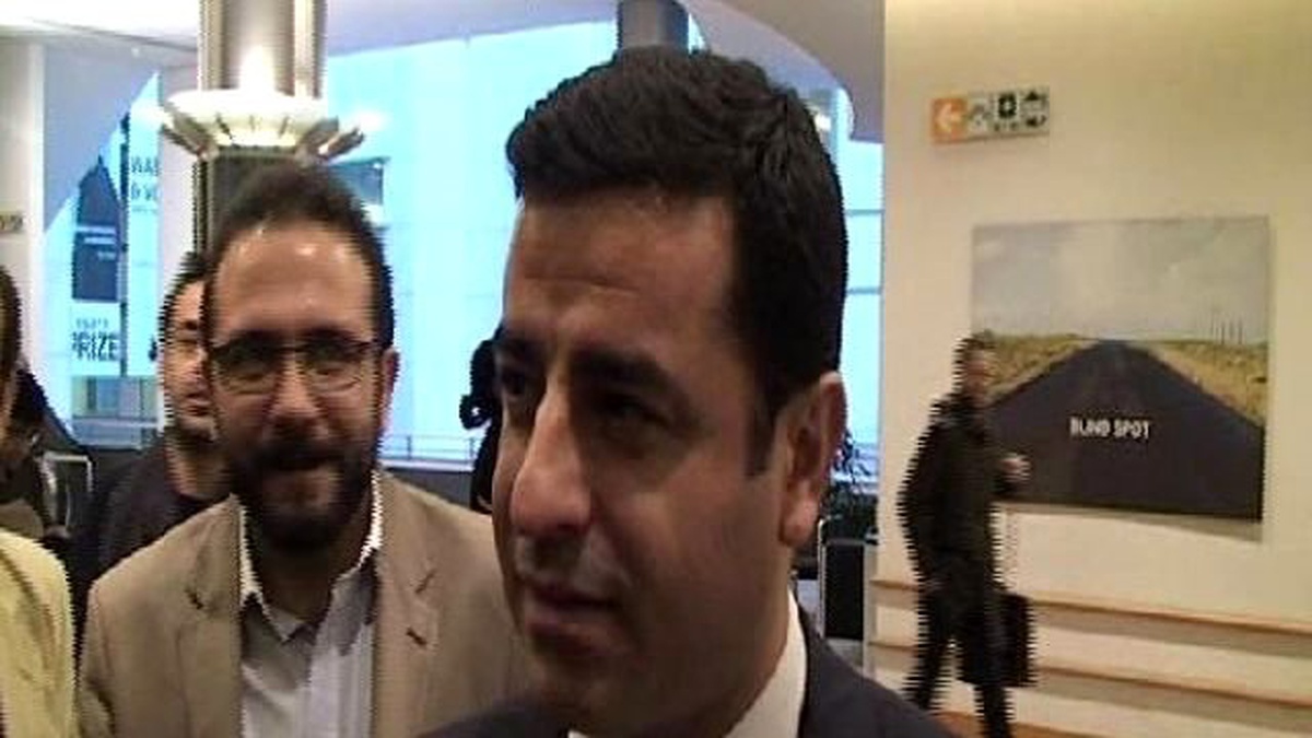 Demirtaş Başbakan Güvenlik Güçlerine Bu Kadar Yetkiyi Verirse Dökülecek Her Damla Kandan Başbakan...