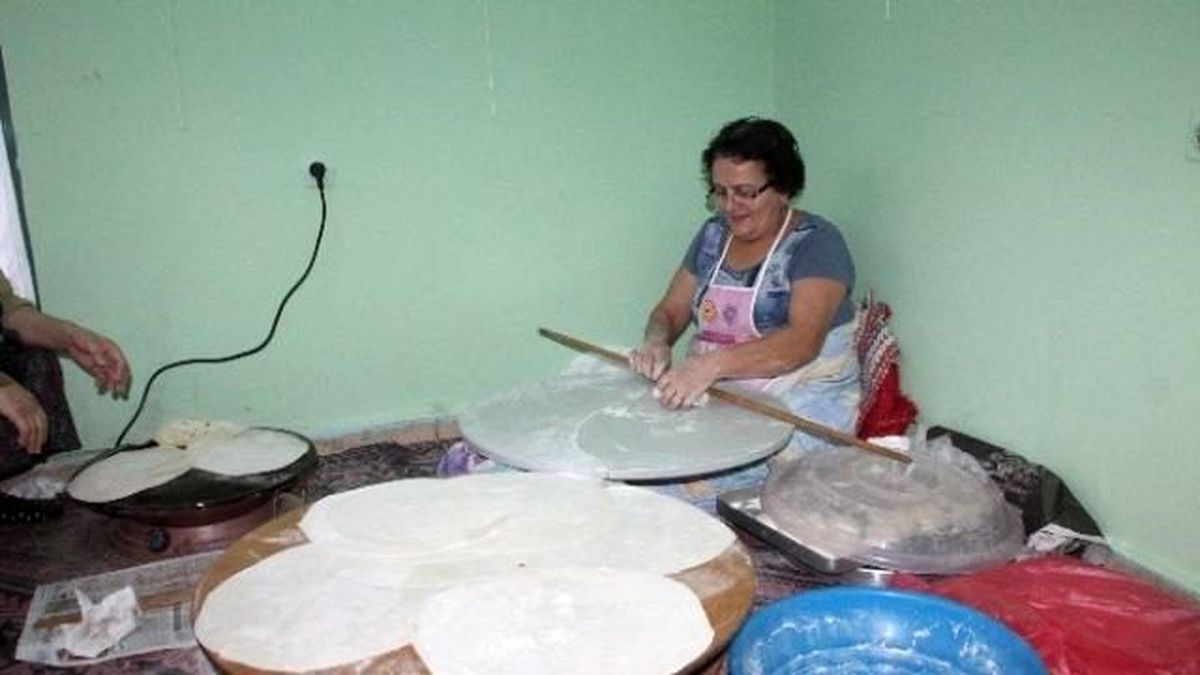 Engellilere Yılbaşı Eğlencesi İçin Kermes Düzenlendi