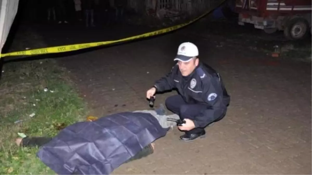 Evine 100 Metre Uzaklıkta Kazada Can Verdi