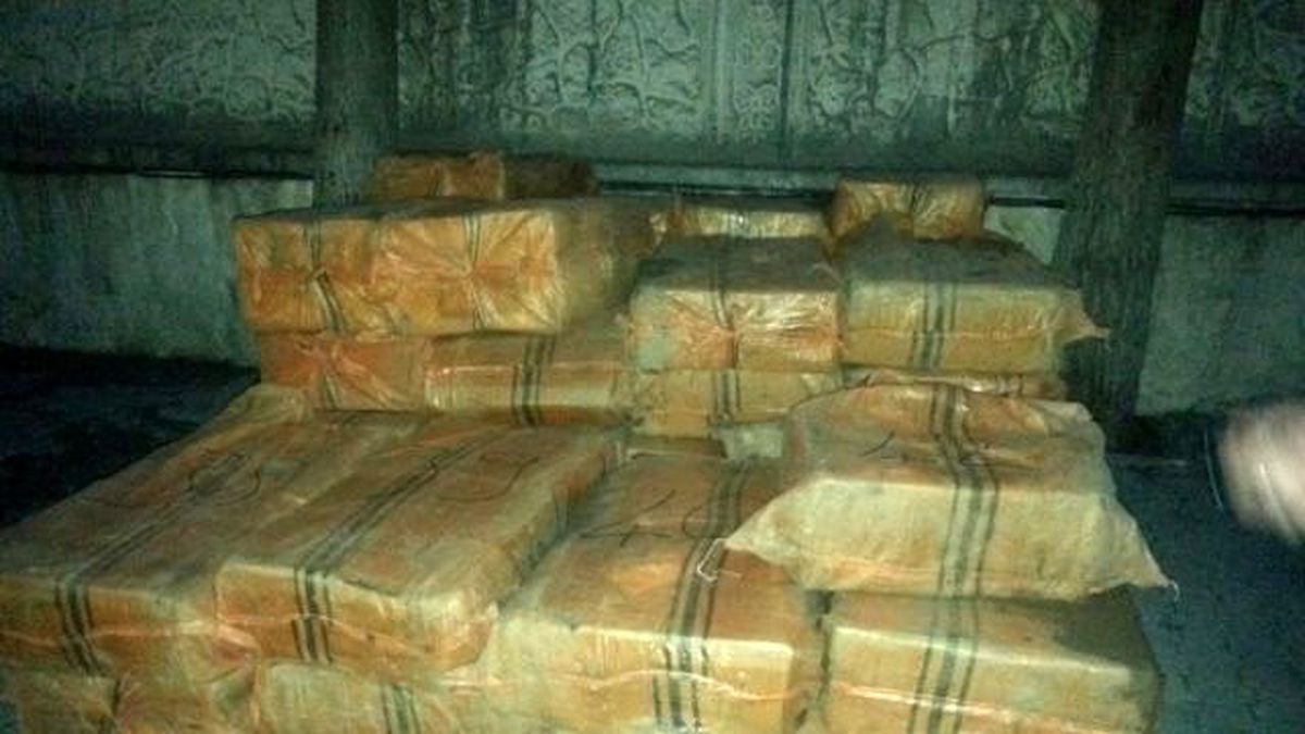 Gümrük Kaçağı 30 Bin Paket Sigara Ele Geçirildi