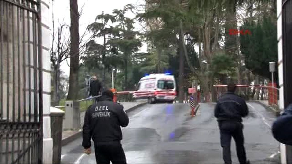 İstanbul Üniversitesi\'nde Kavga: 7 Yaralı, 12 Gözaltı 1