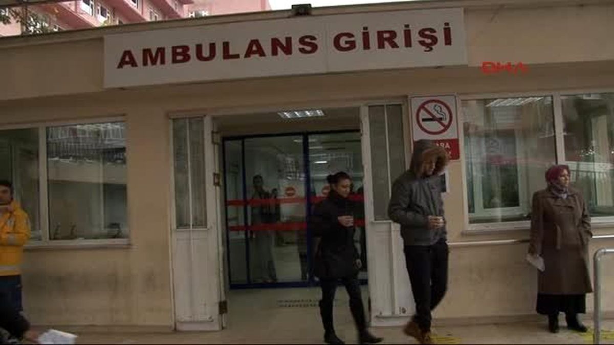 İstanbul Üniversitesi\'nde Kavga: 7 Yaralı, 12 Gözaltı