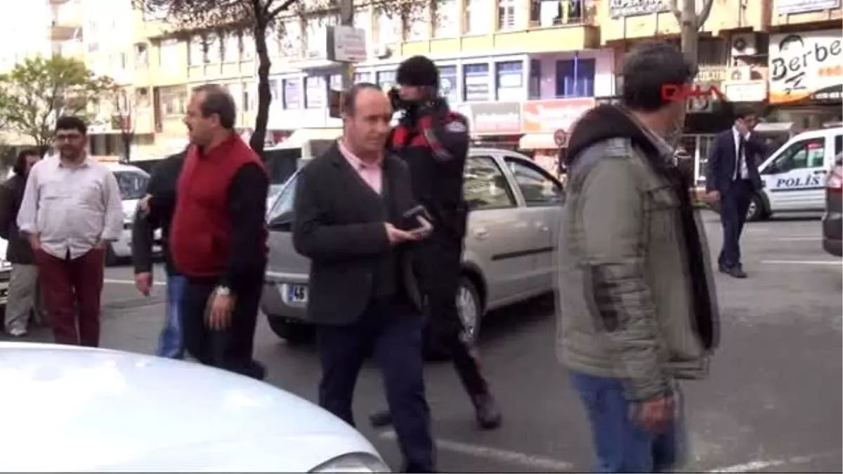 Kahramanmaraş Emniyet Müdürünün Makam Aracına Otomobil Çarptı