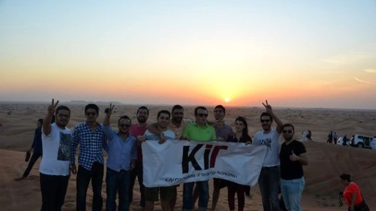 Öğrenci Topluluğu Dubai\'ye Gitti