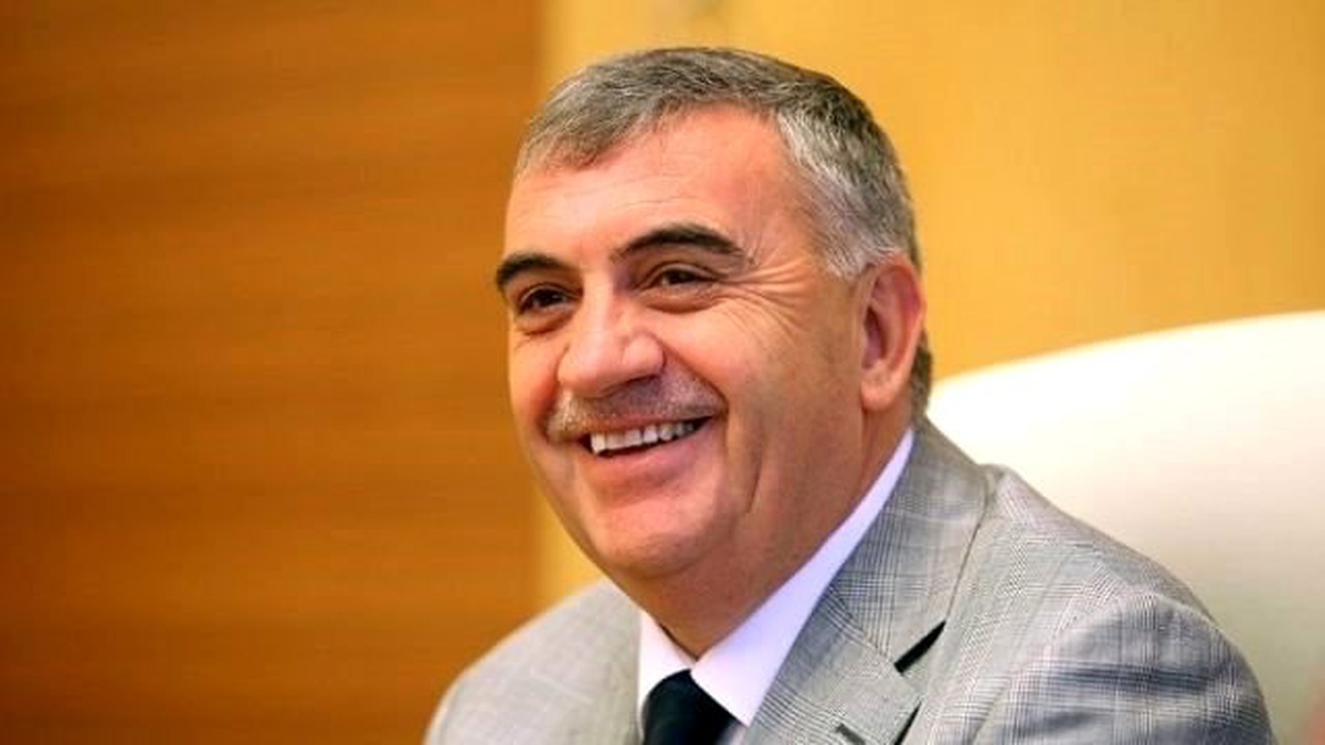 Sakarya Caddesi Yenileme Çalışmaları Sürüyor