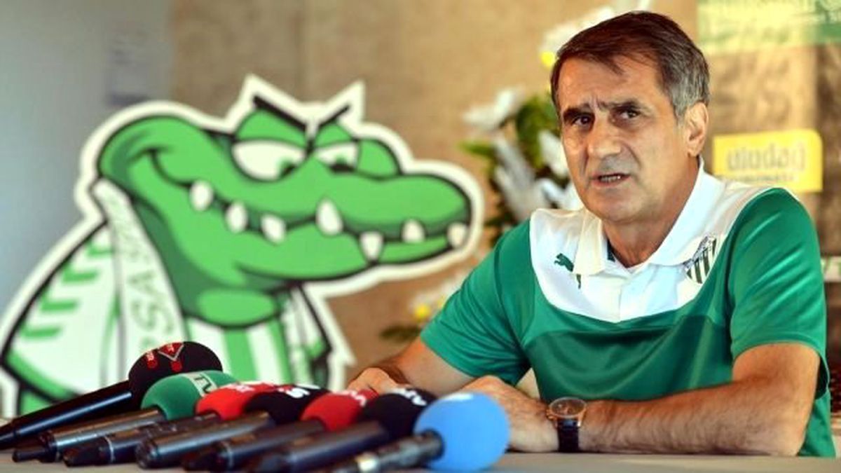 Şenol Güneş Gençlerden Memnun Değil