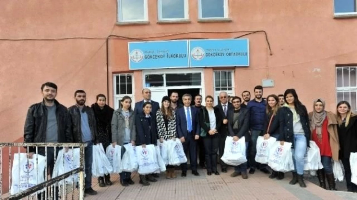 Trabzonlu Eski Milli Boksör Gökhan Kazaz Köy Okulunda Öğretmenlik Yapıyor