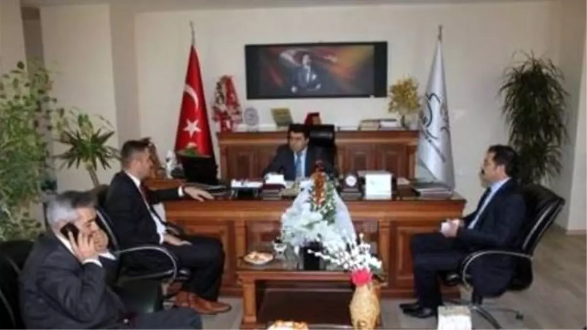 Tuşba Kaymakamı Sarı, Kırekin\'i Ziyaret Etti