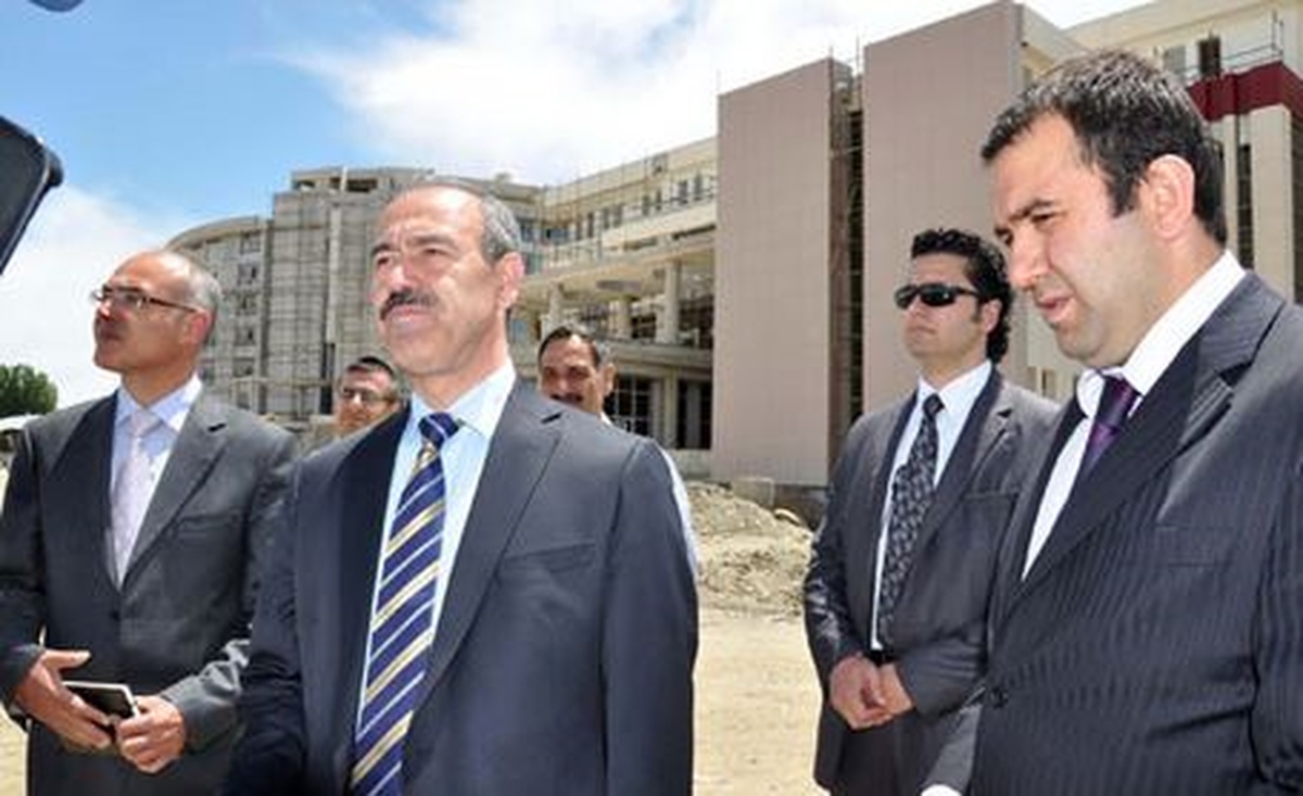 Vali Büyükersoy, Yeni Hastaneyi İnceledi
