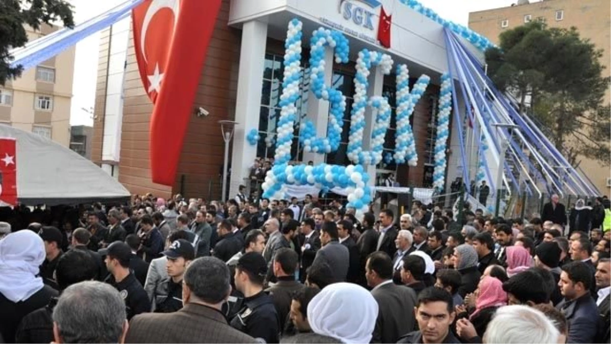 Viranşehir SGK Binası Törenle Hizmete Açıldı