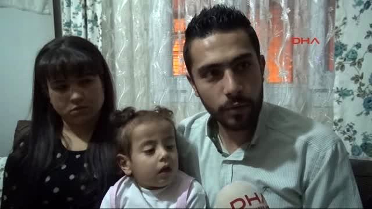 Ameliyatta, Küçük Kızın Boğazında Sargı Bezi Unutuldu