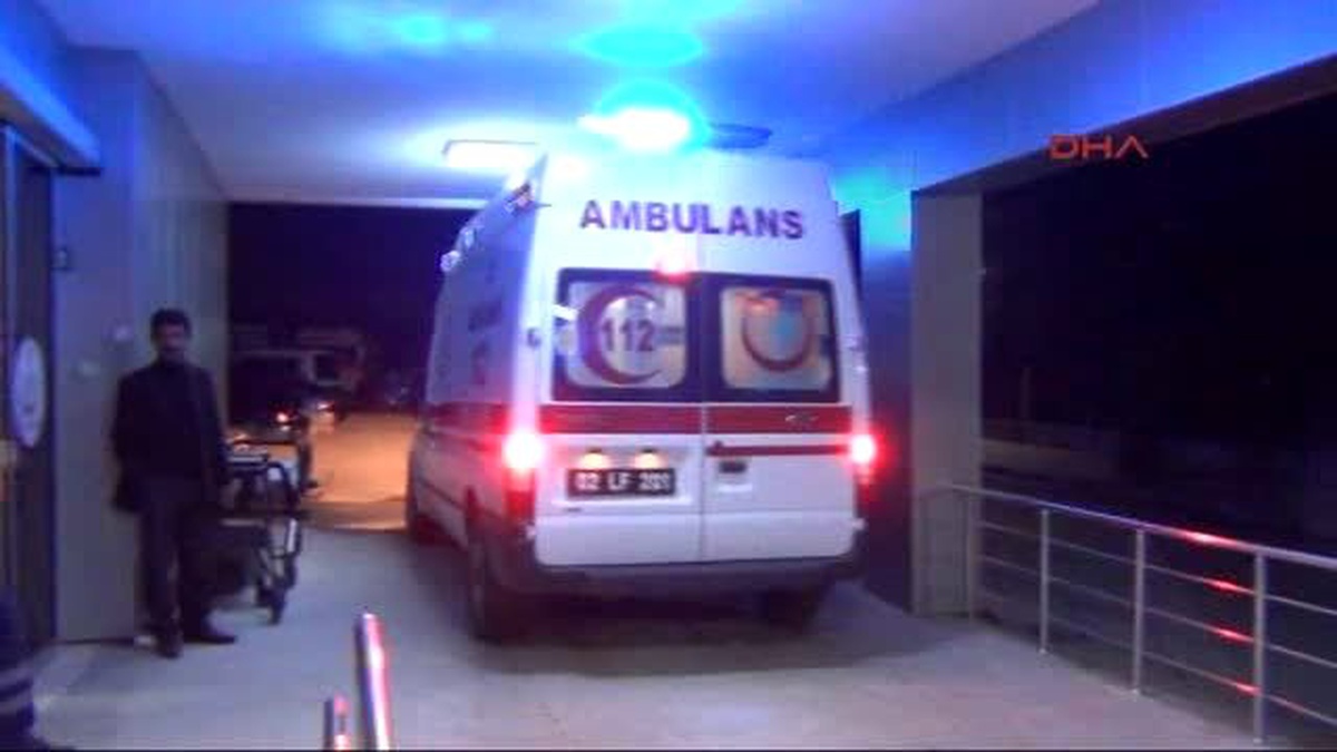 Adıyaman Çuvalların Üzerinden Düşerek Yaralandı