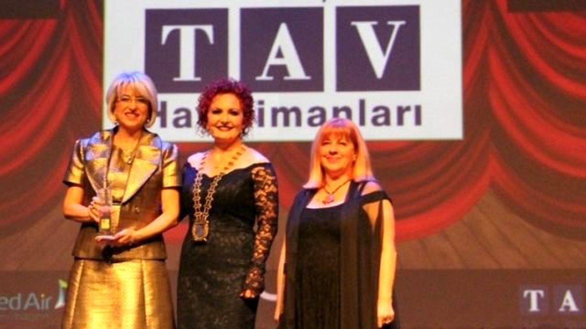 Ankara Esenboğa Havalimanı Ödüllendirildi