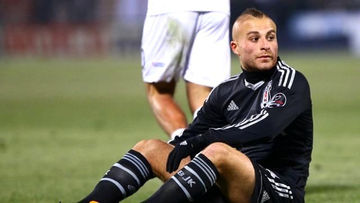 Beşiktaş\'tan Flaş Gökhan Töre Açıklaması