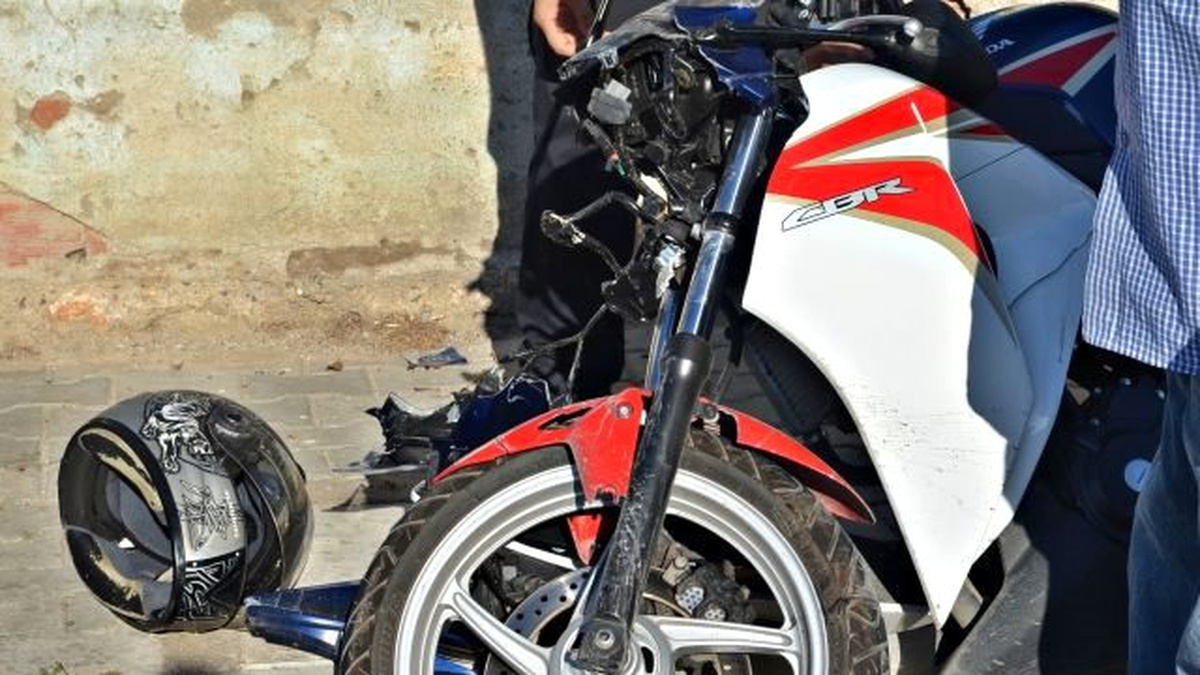 İzmir\'deki Motosiklet Kazası