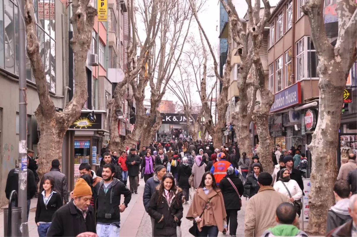 Çarşı Avm\'ye Karşı, Vatandaş Kararsız