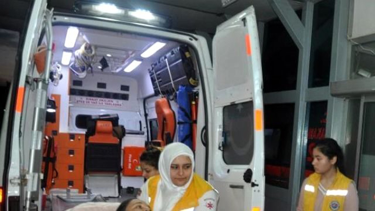 Cezaevinden İzinli Çıktı, Eşini Çocuklarının Gözü Önünde Bıçakladı