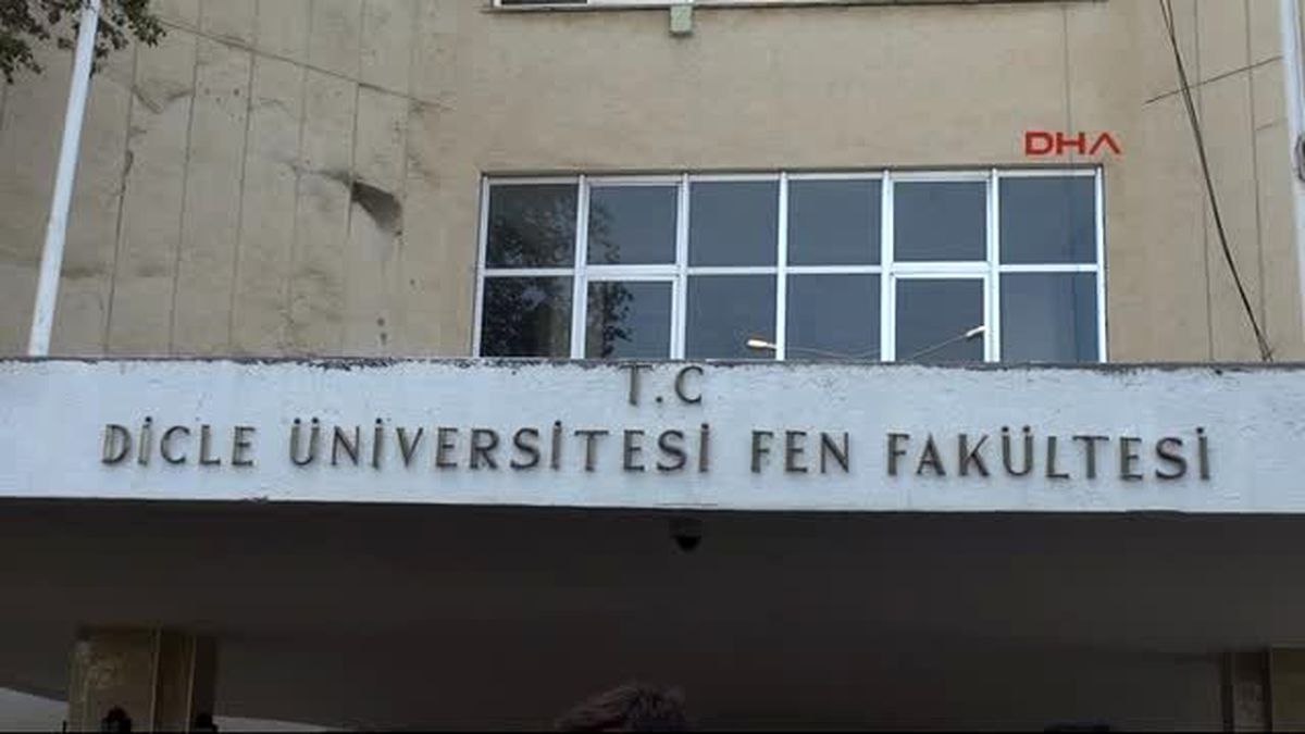 Dicle Üniversitesi\'nde Karşıt Gruplar Birbirlerini Suçladı
