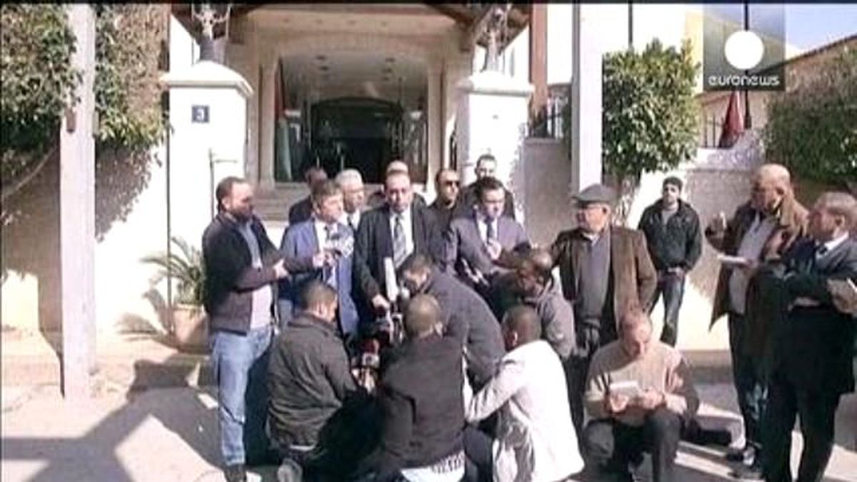Ebu Ayn\'ın Cenaze Töreninde Gergin Anlar