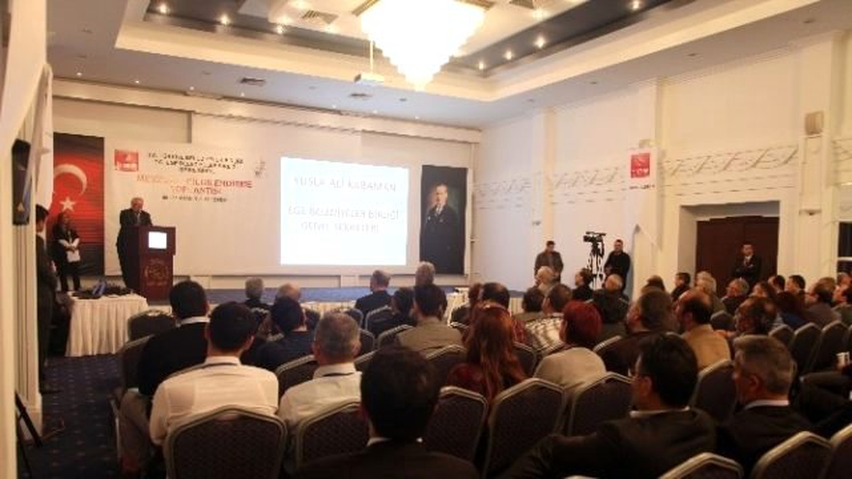 Ege Belediyeler Birliği Çeşme\'de Toplandı