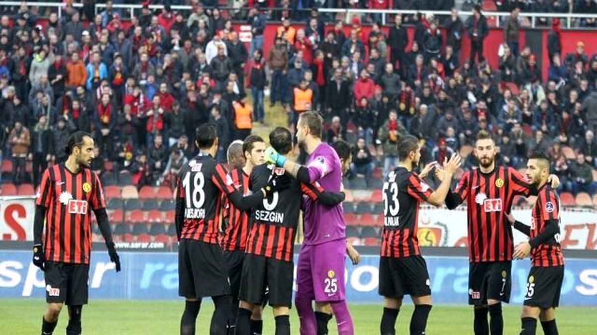 Es-Es\'in Hedefi İlk Yarıda 20 Puan