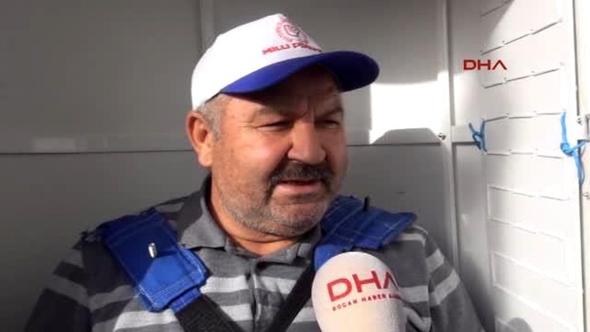 Seyyar Bayi, Satış Yasağını Mobil Tezgah Buluşuyla Aştı