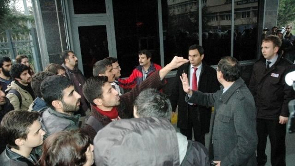 Marmara Üniversitesi Öğrencilerine Toma\'lı Müdahale