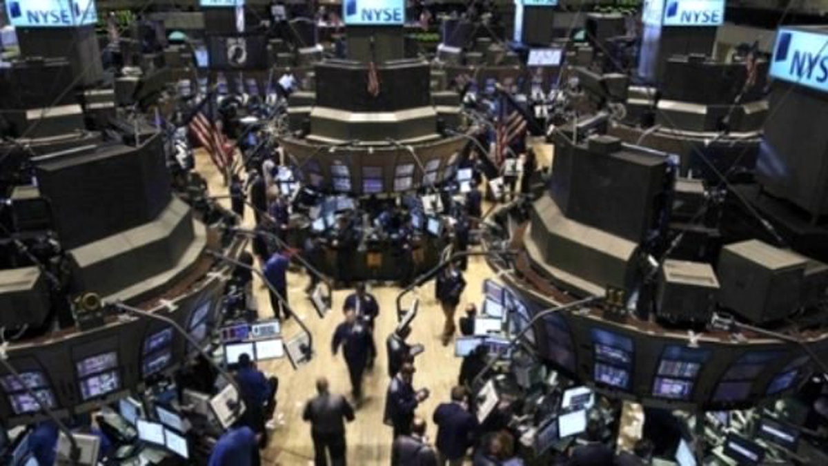 New York Borsası Sert Düşüşle Kapandı