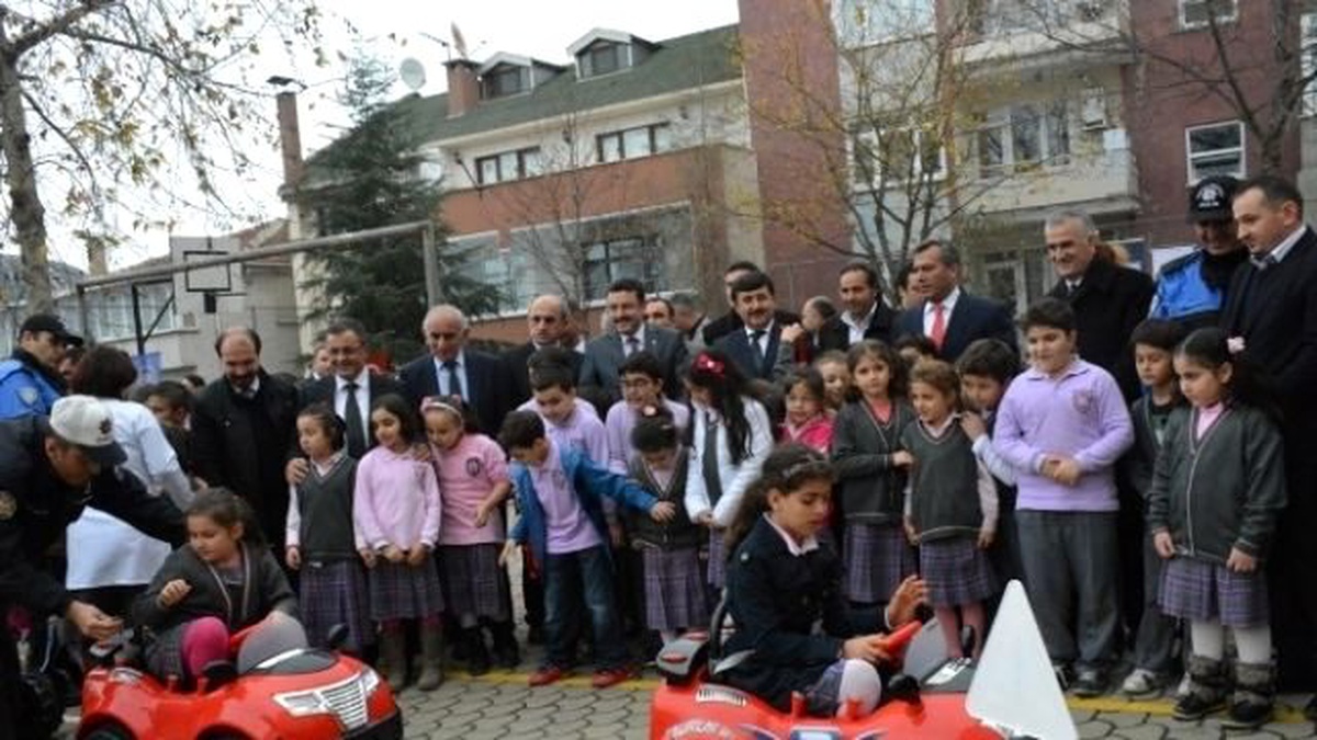 Ortahisar Belediyesinden Trafik Eğitim Parkuru Projesi