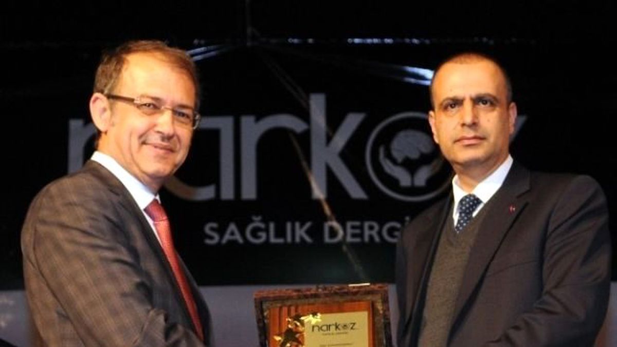 Özel Sani Konukoğlu Hastanesi\'ne Teşekkür Plaketi
