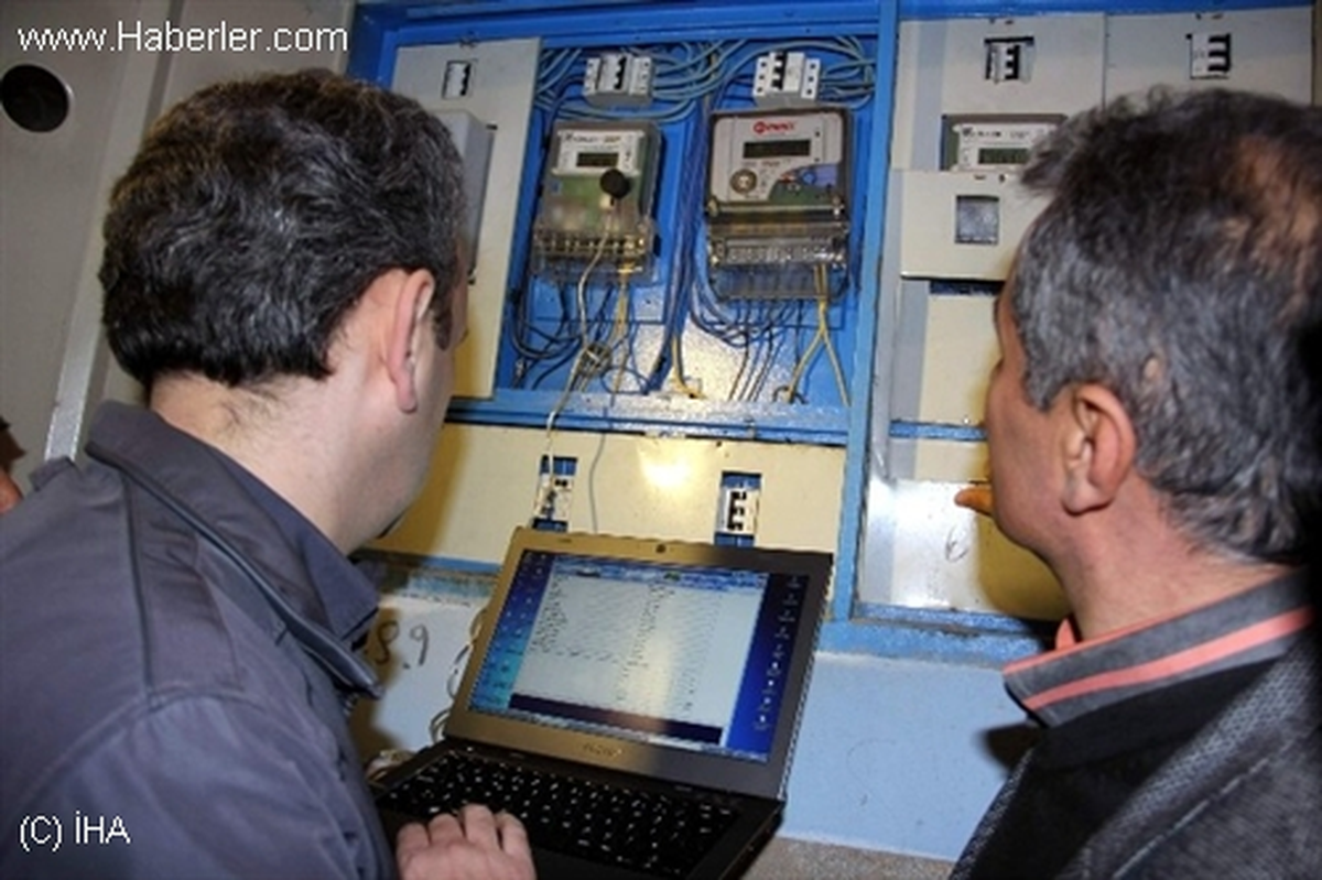 Şanlıurfa\'da Kaçak Elektrikle Mücadale