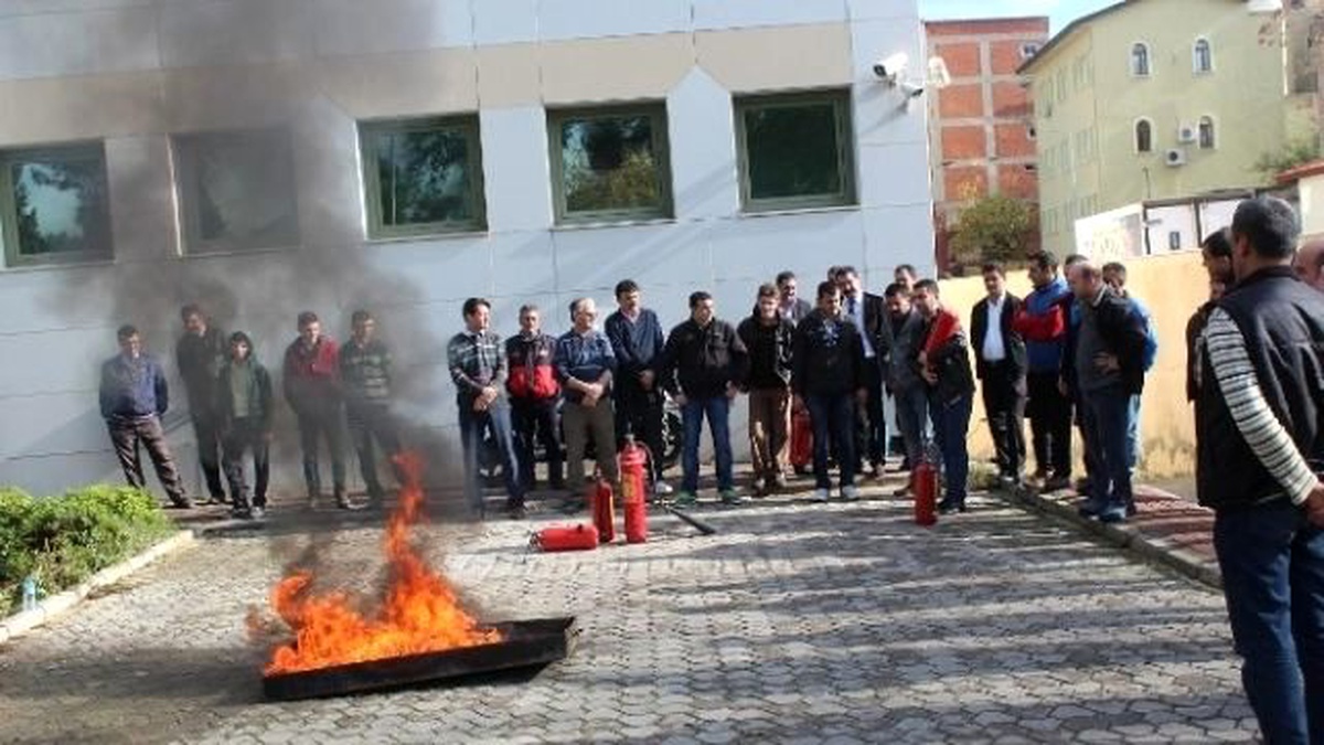 Tire Belediyesi Personeline Yangın Eğitimi Verildi