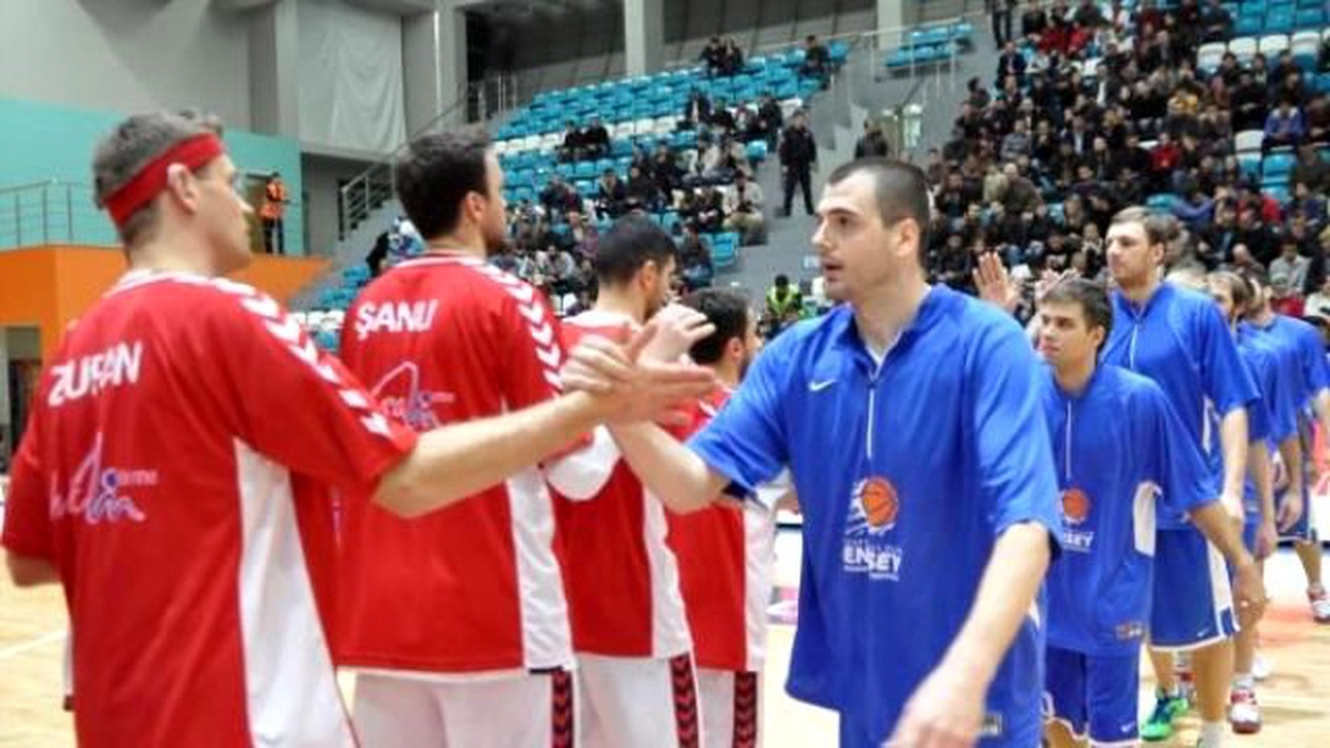 Uşak Sportif - Bc Enisey: 69-84