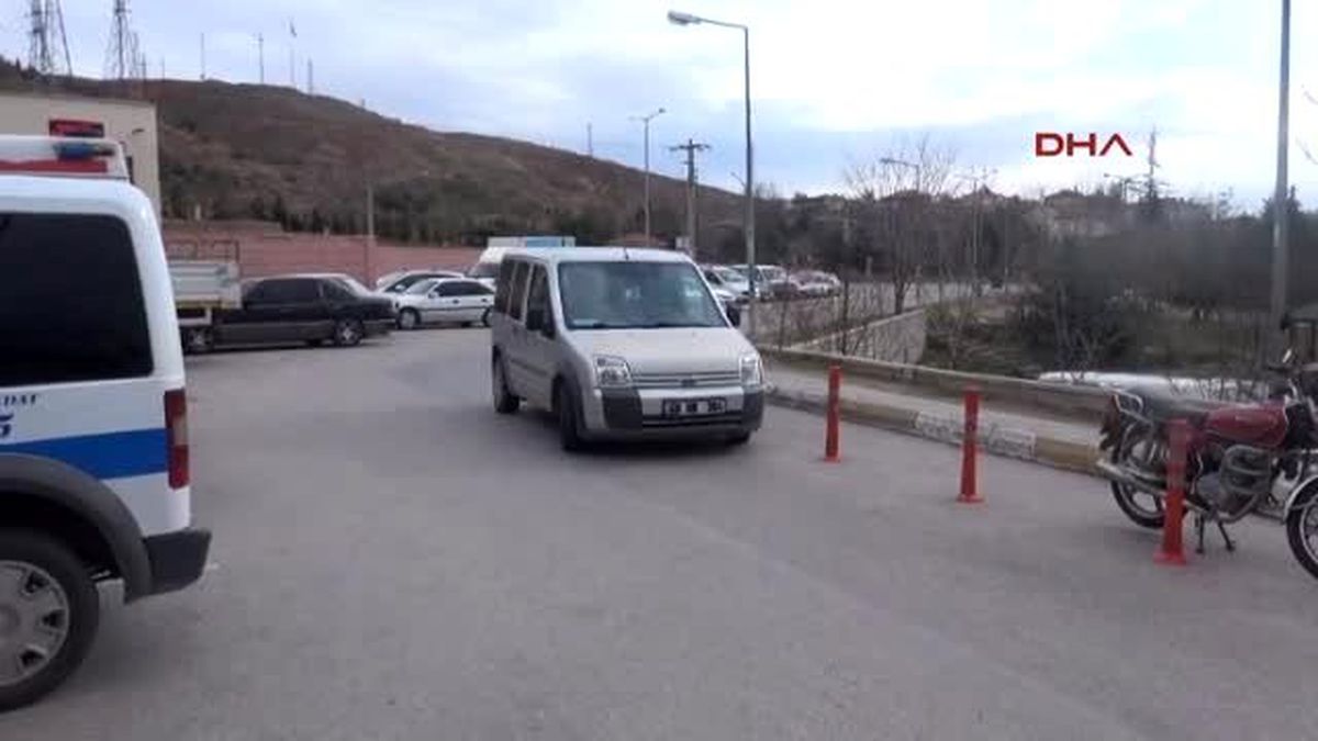 Aksaray\'da 2 Günlük Bebeğini Sokak Ortasına Terk Eden Anne Yakalandı