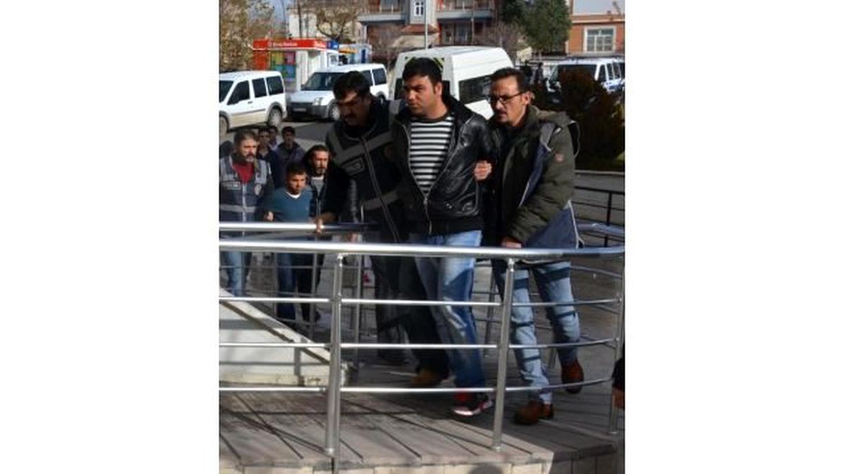 3 Aylık Eşi Tarafından Bıçaklanan Kadın Öldü (2)