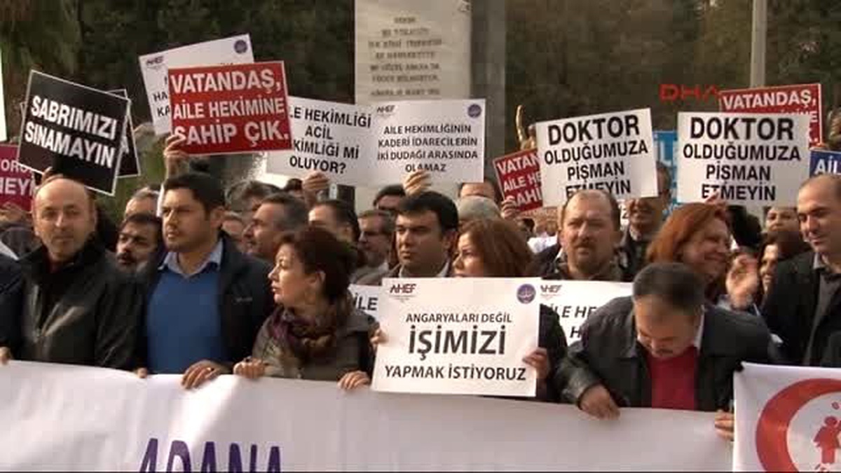 Adana\'da Aile Hekimleri 1 Günlük İş Bıraktı