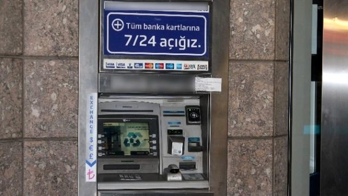 Başkentte Bankamatiğe Kurulan Düzenek Fark Edildi