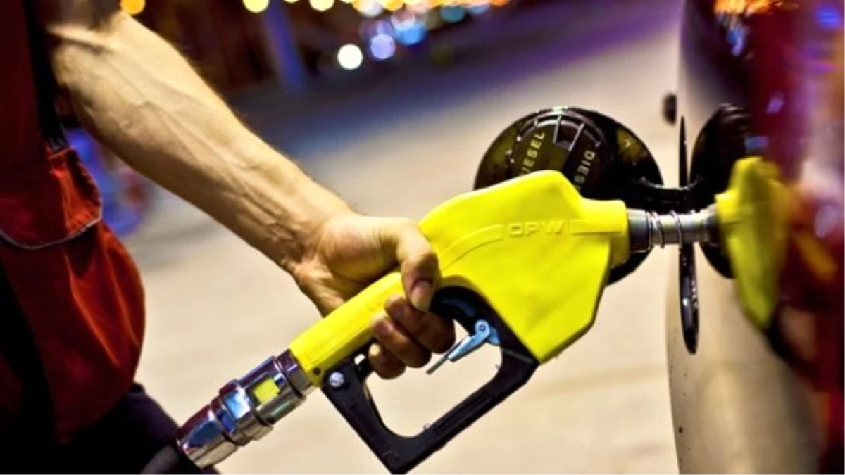 Petrol Ucuzlayınca Ünlü Şirket Bin Kişiyi İşten Kovdu