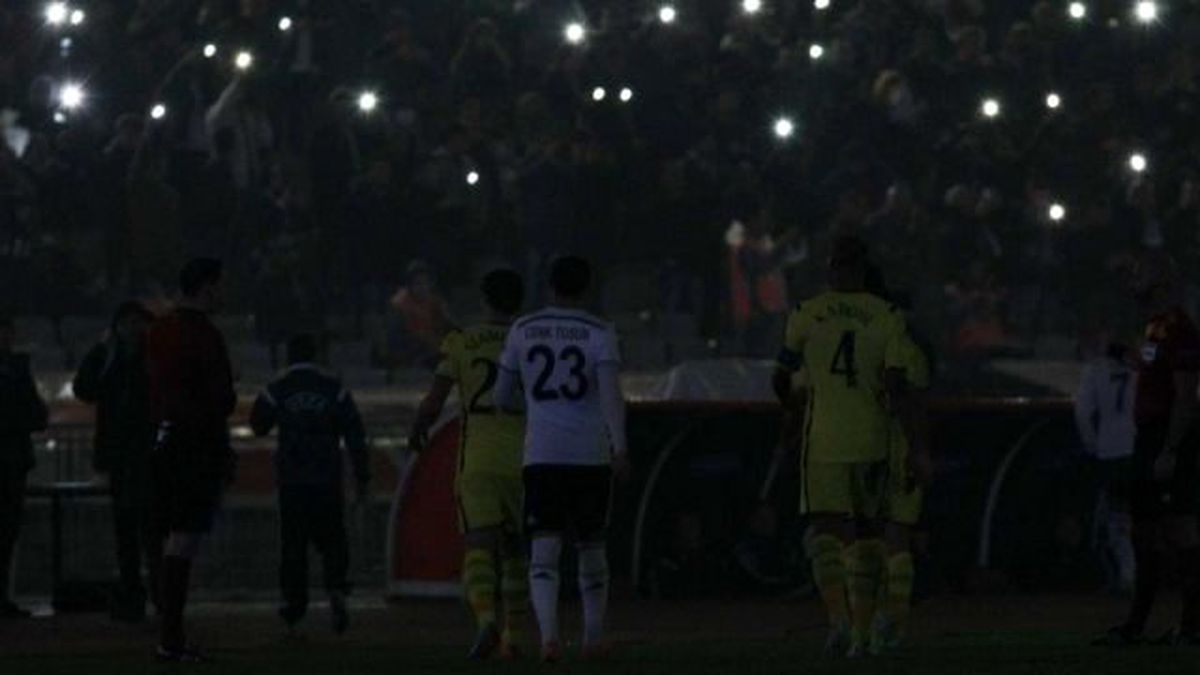 Elektirik Kesintisi Tottenham\'ı Söndürdü\'