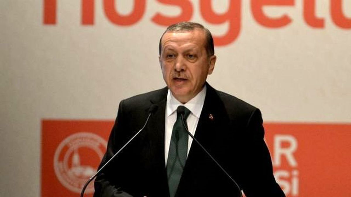Hattat Hasan Çelebi\'ye Saygı Gecesi