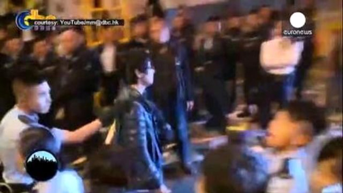 Hong Kong\'da Hayat Normale Dönüyor