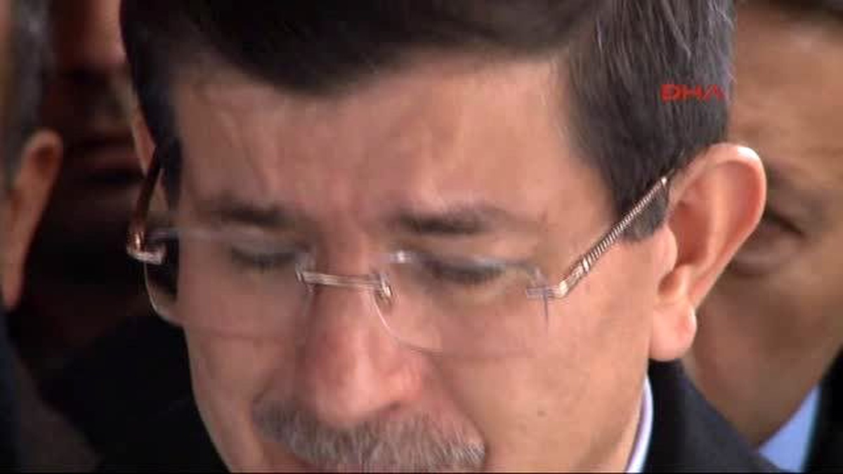 Kansere Yenilen Genç Partili, Başbakan Davutoğlu\'nu Duygulandırdı