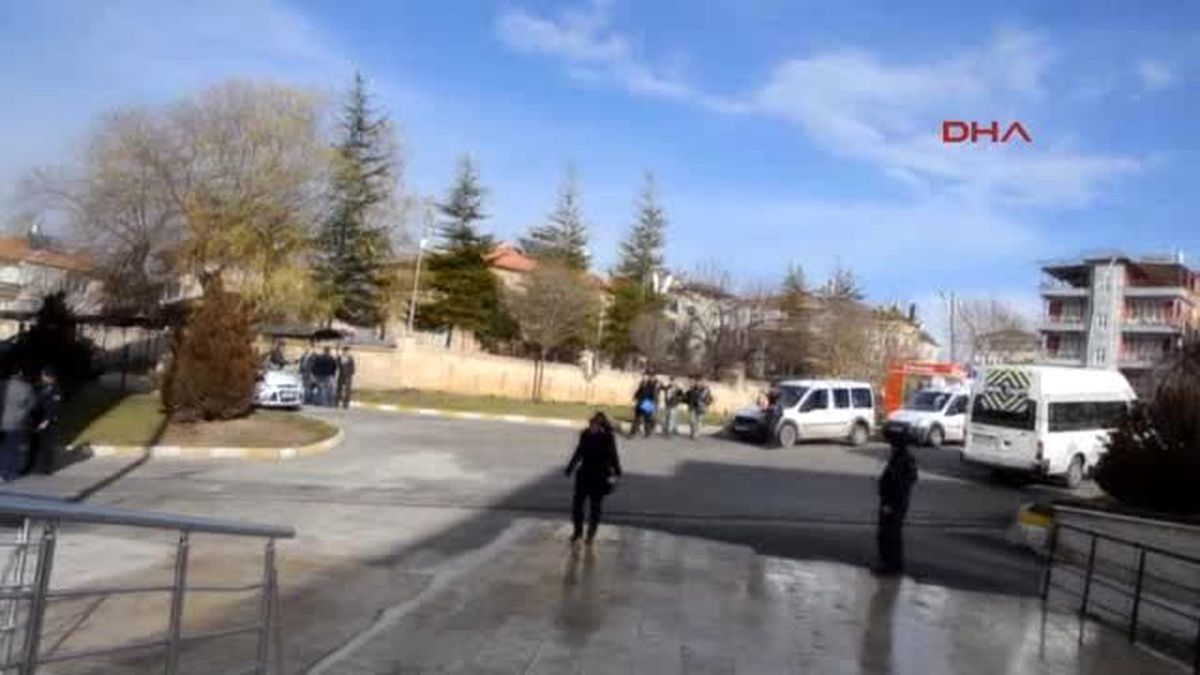 3 Aylık Eşi Tarafından Bıçaklanan Kadın Öldü